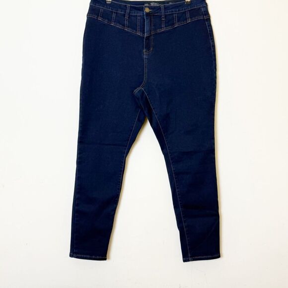 City Chic Plus Size Harley Corset Skinny Jeans, Size 20 Short Dark Rinse— NWOT - Picture 5 of 14